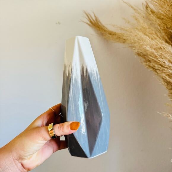 2 VINTAGE White Grey Gray Ridged Ceramic Vase Decor Mid Century Modern Retro - Picture 5 of 9